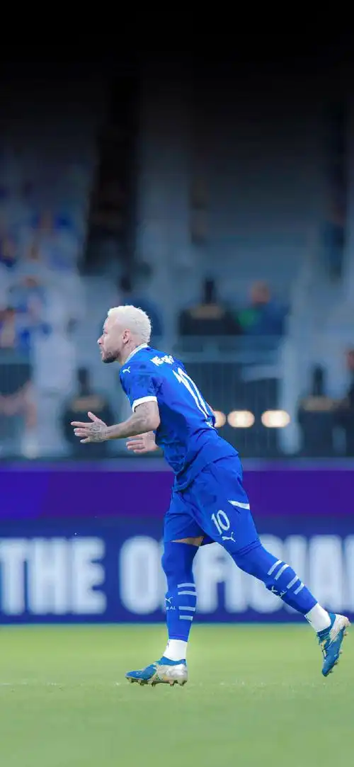 他還是法國 他還是法國