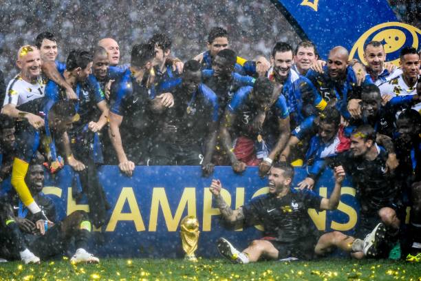 阵卡利亚里 阵卡利亚里