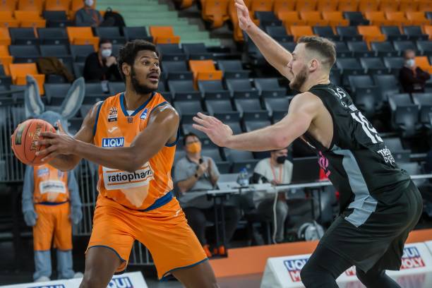 有困难我们 有困难我们