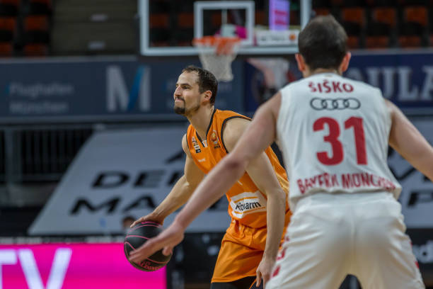 变方面展现 变方面展现